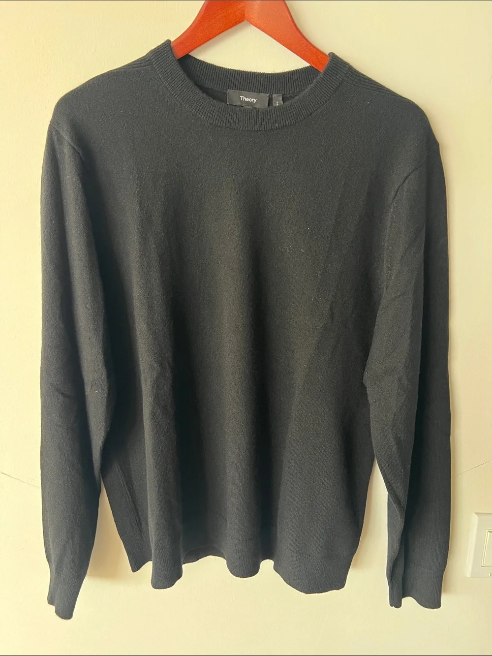 Theory Men's Black Crewneck Cashmere Sweater size L
